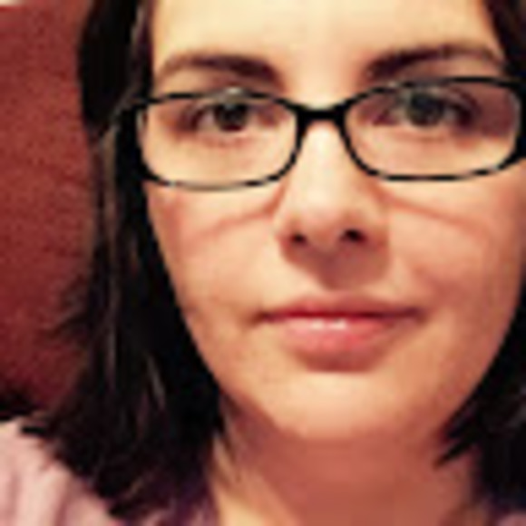 Meet your Posher, Stephanie - Picture 1 of 1